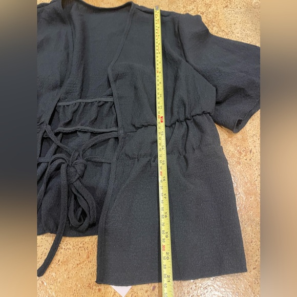 Emery Rose  Black Ruched Frill Short Sleeve Crop Top Size XL ( fits like L) - Picture 2 of 15